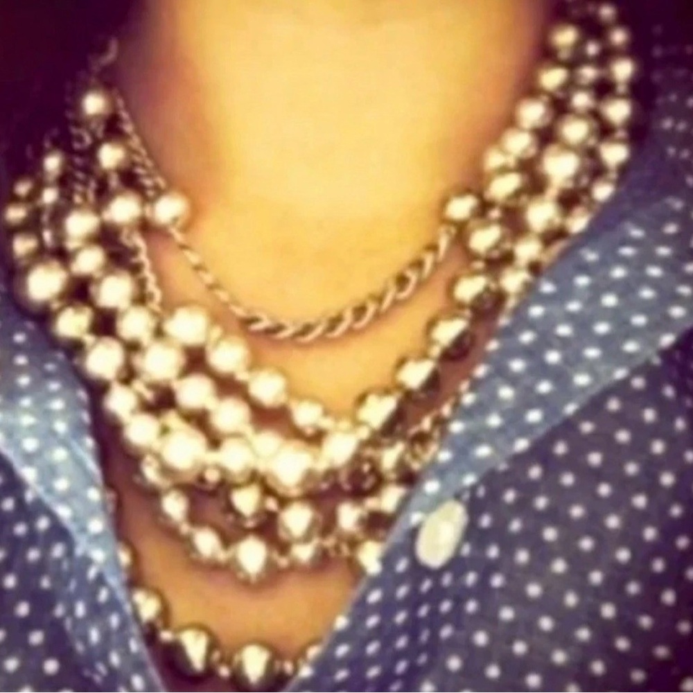 Stella & Dot Layered Gold and Pearl Necklace AND a Matching Bracelet - Picture 2 of 8